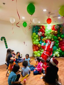 kids zone Christmas p 073